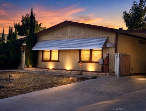 Photo of 13874 Tam O Shanter Dr, Victorville, CA 92395 (MLS # HD26089663)