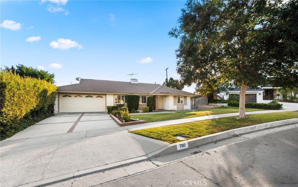 780 Arroues Drive