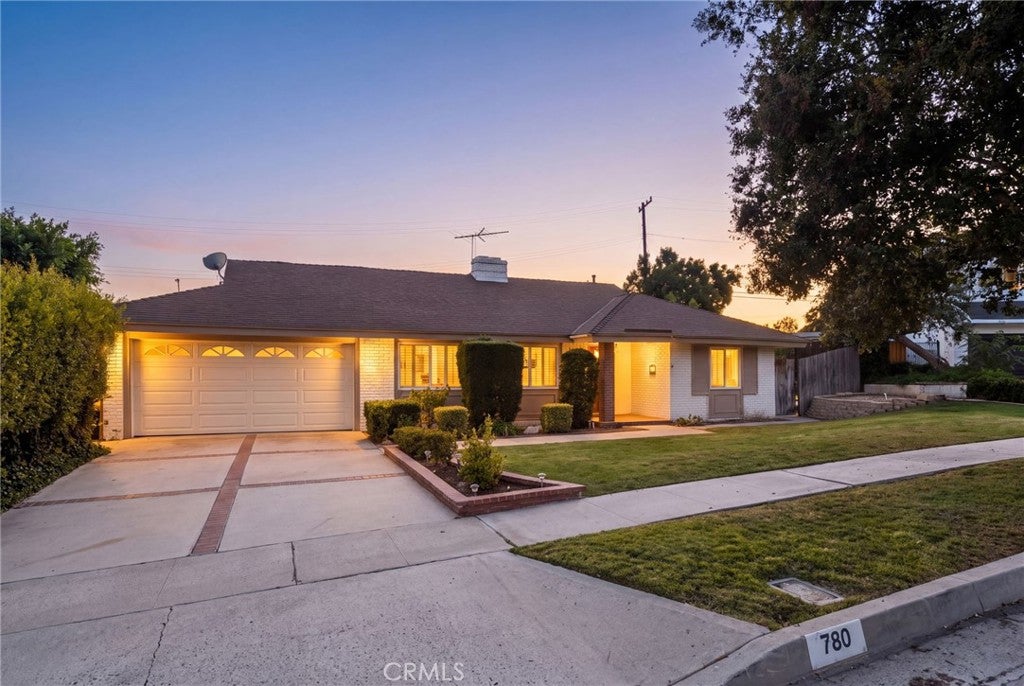 780 Arroues Drive