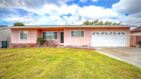 Photo of 5155 Arden Drive, Temple City, CA 91780 (MLS # AR26100757)