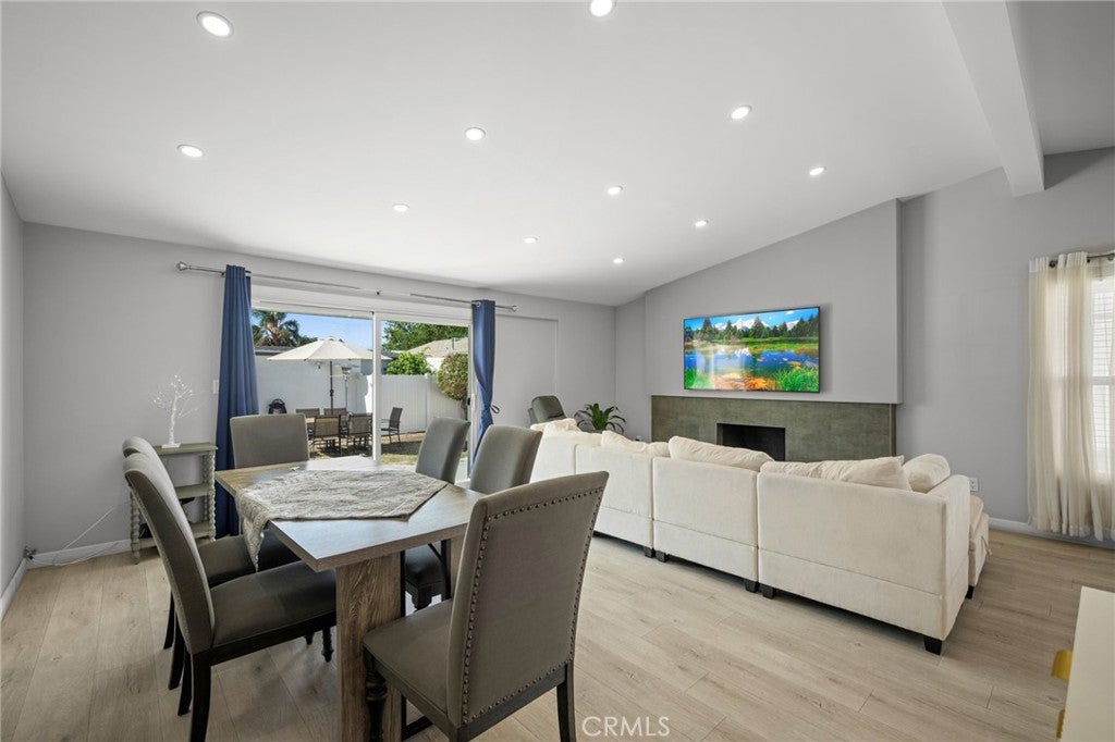9253 Arleta