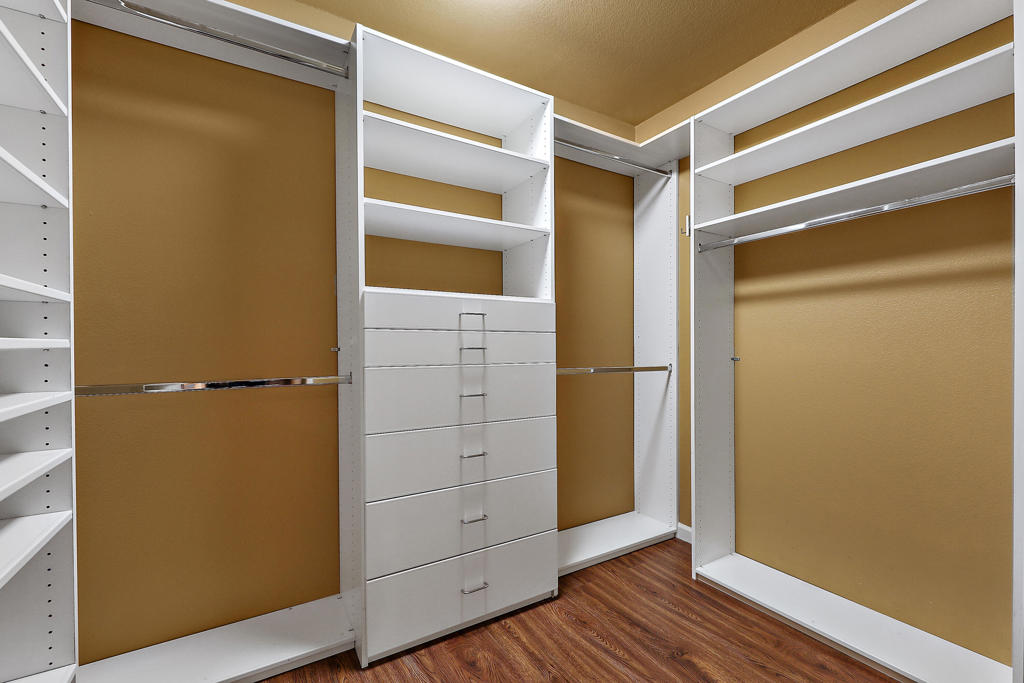 Terra Lago - Residential