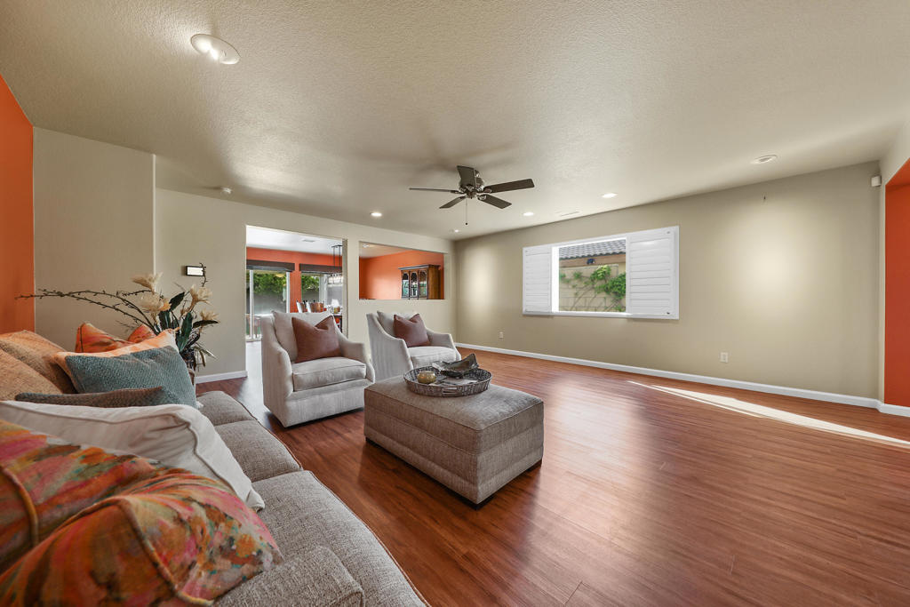 Terra Lago - Residential