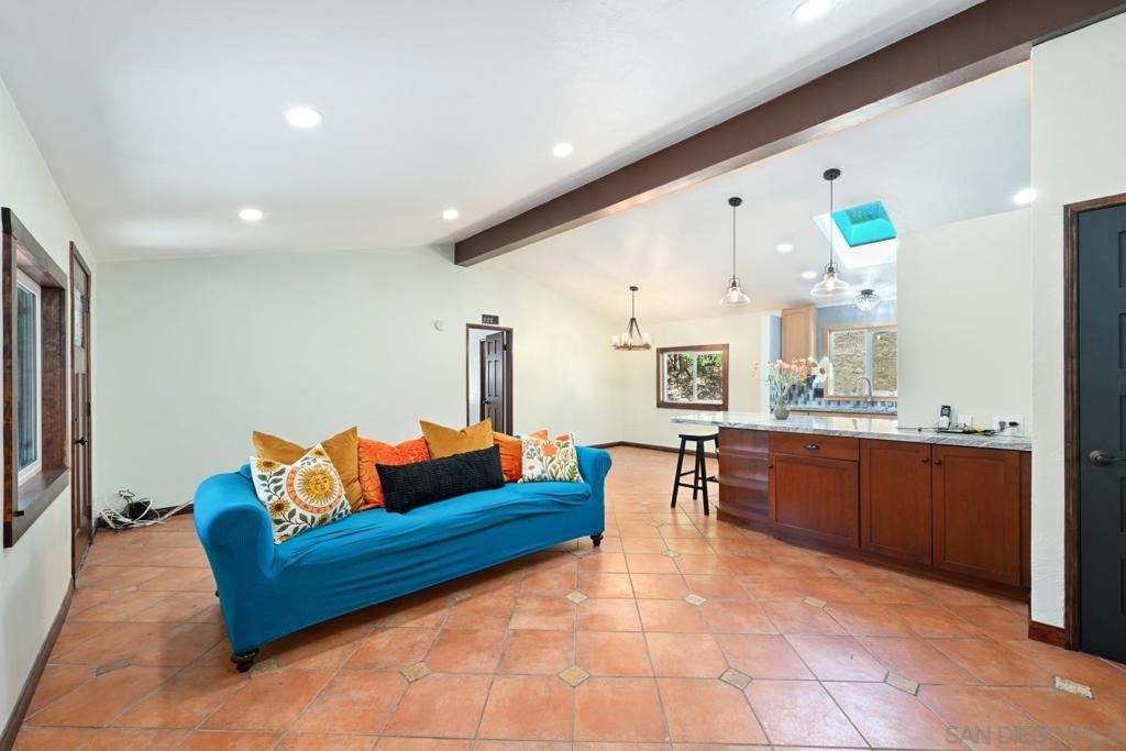 11414 Betsworth