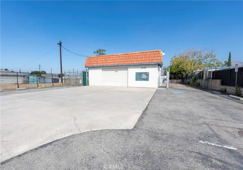 Photo of 2436 E 5th St, San Bernardino, CA 92346 (MLS # IV25253664)