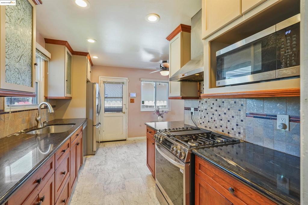 AMERICAN CANYON - Residential