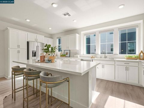 850 HEAVEN CT Hayward CA 94544