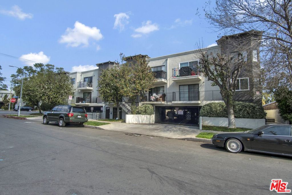 Properties 2 7550 Jordan Avenue