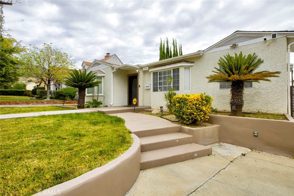 1334 Alameda AVE, Glendale CA 91201