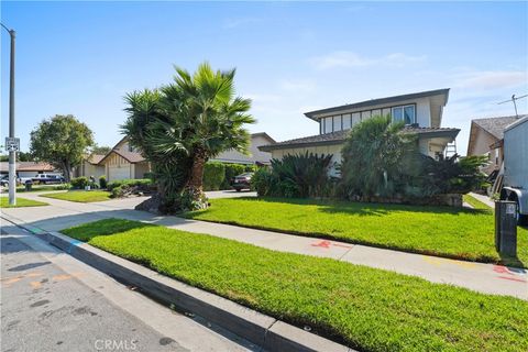 Photo of 4272 Niland St St, Lynwood, CA 90262 (MLS # DW25194847)