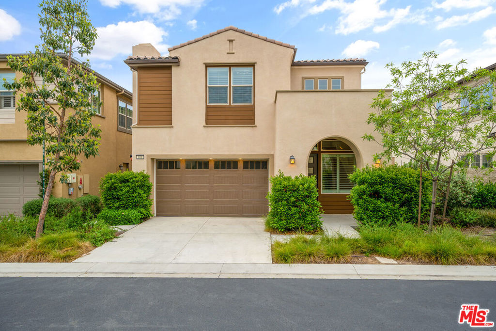 MUST SEE! Beautiful single-family home located in Luxury gated community Altair. 4 bedroom and 4.5 bathroom, Vinyl plank floor throughout the house, Carpet on stairs and hallway. This home offers luxurious living spaces, top-of-the-line amenities, open floor plan with a spacious living room, gourmet kitchen, lavish master suite and a private backyard . This home provides a perfect balance of comfort, elegance, and convenience. Its proximity to award-winning Irvine Unified School District, parks, renowned shopping centers, and dining options adds to the overall appeal. Don't miss out on the opportunity to rent this exquisite property. Schedule a private showing today!