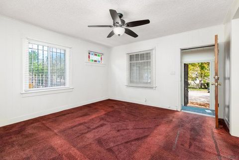 Photo of 2925 Franklin Ave Ave, San Diego, CA 92113 (MLS # 260005076SD)