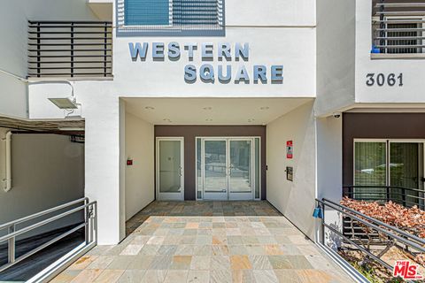 Photo of 3061 W 12th Place #204, Los Angeles, CA 90006 (MLS # 26641009)