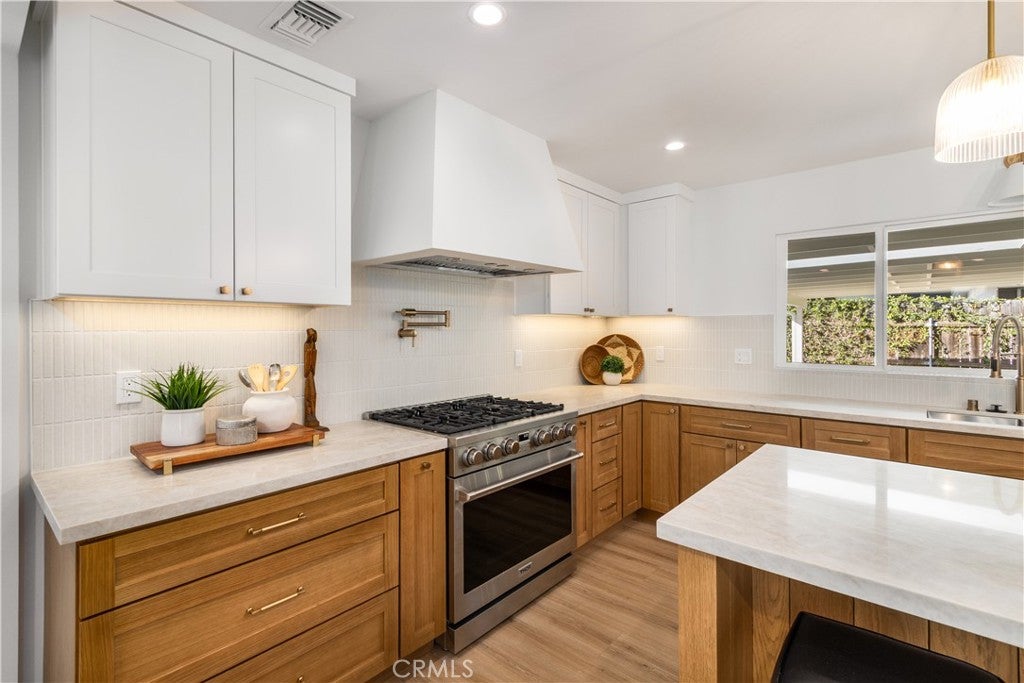 626 S Coate