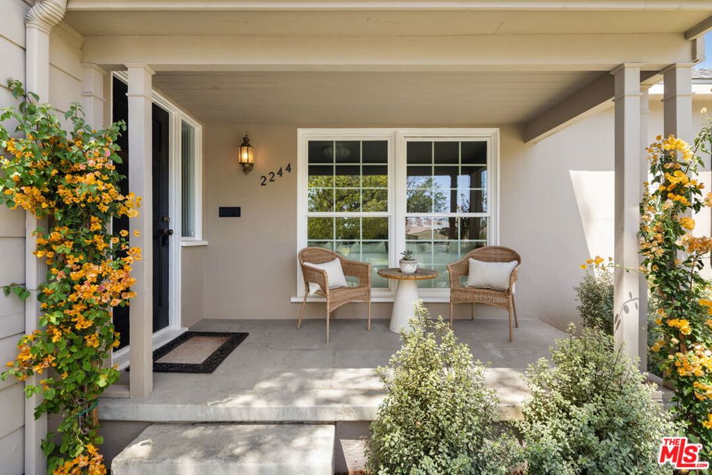 2244 Hillsboro Avenue, Los Angeles CA 90034