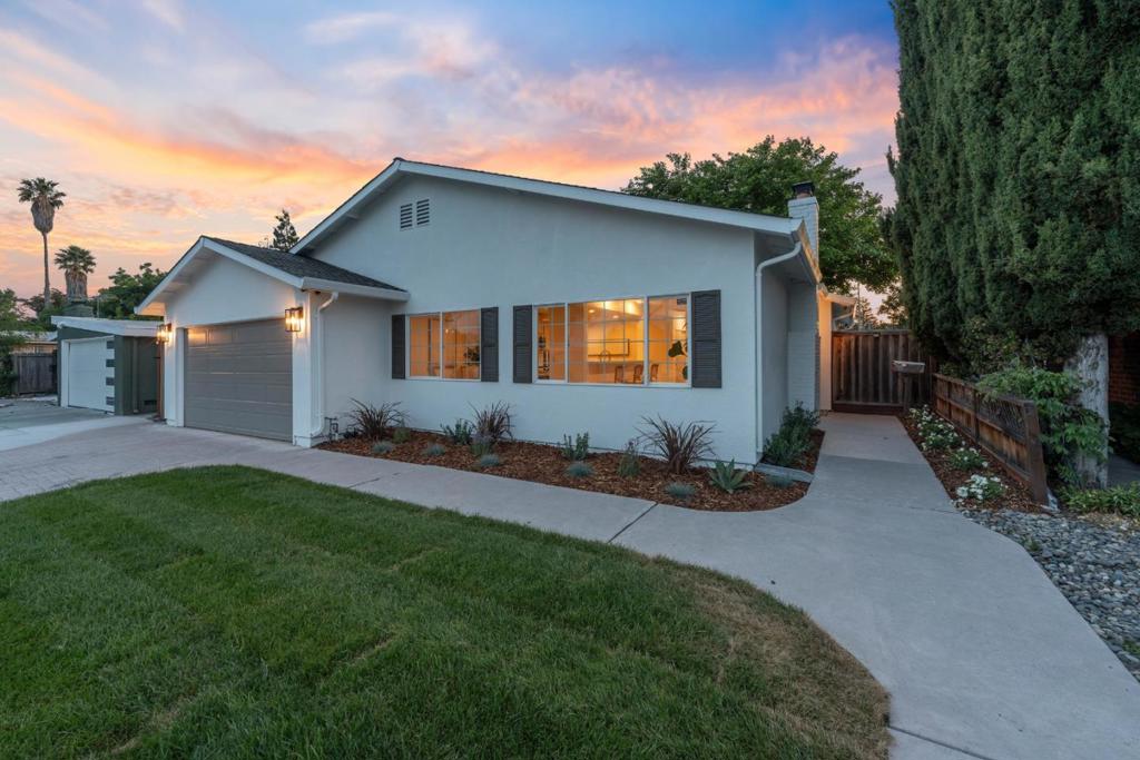 944 White Drive