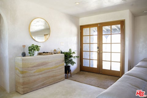 Photo of 365 Rainbow Drive, Yucca Valley, CA 92284 (MLS # 26985101)