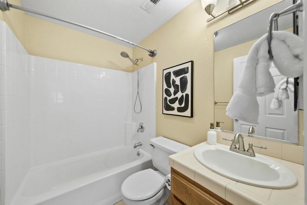 BDCC Fairway Villas (31206) - Residential