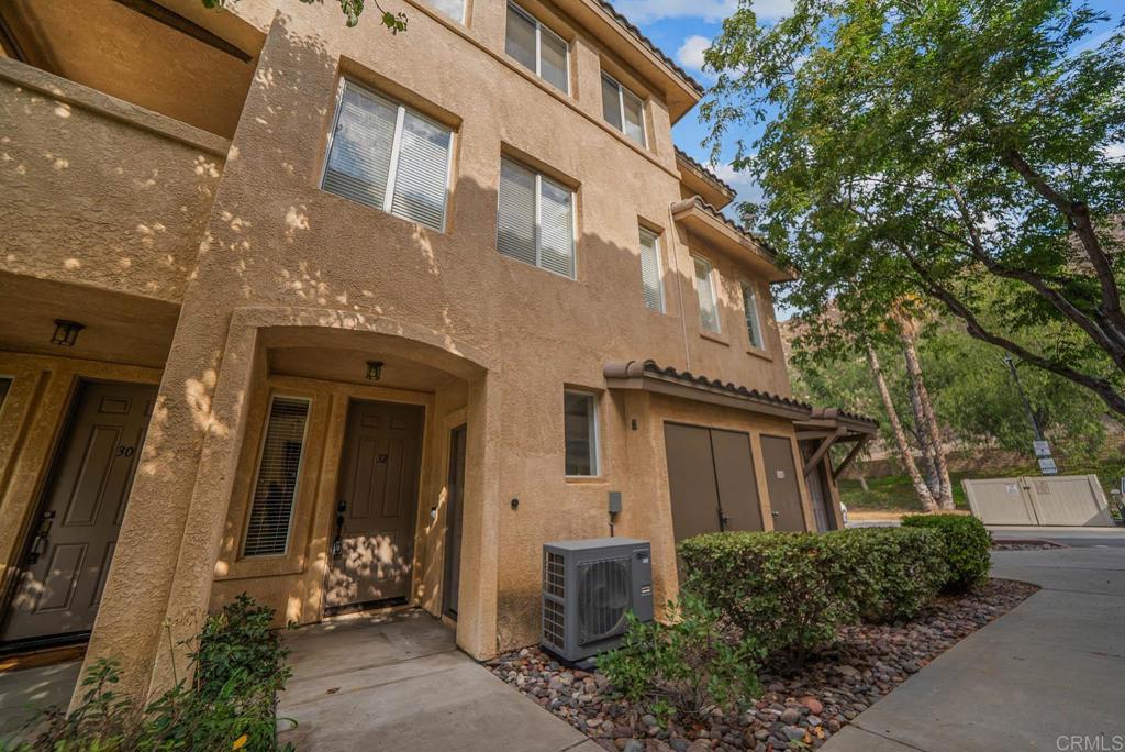 BDCC Fairway Villas (31206) - Residential