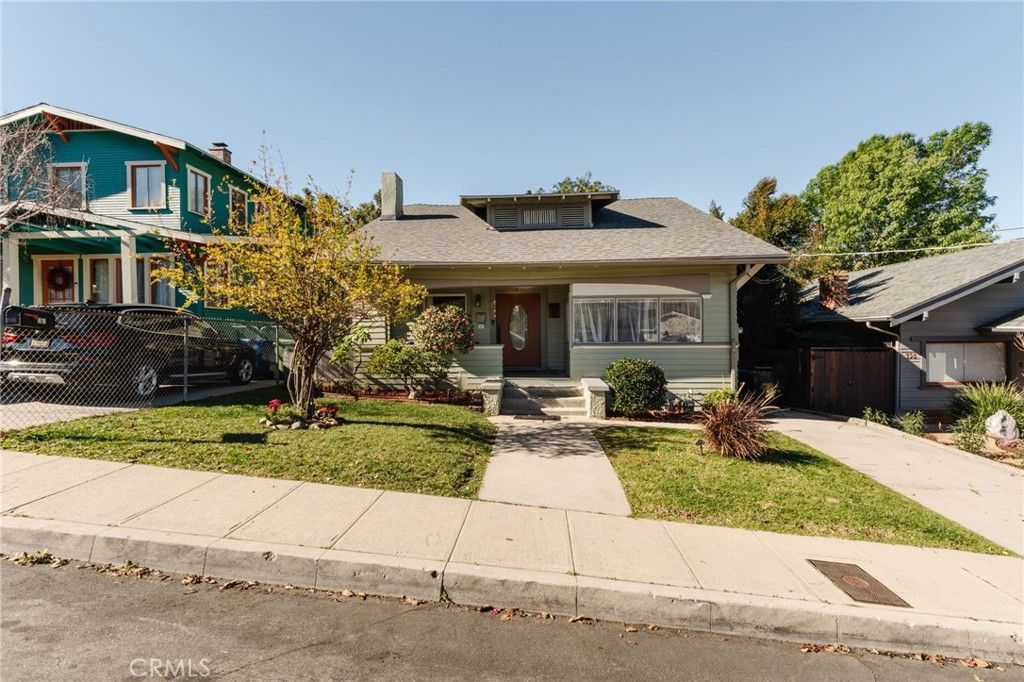 Photo of 452 Holland Avenue, Highland Park, CA 90042 (MLS # PF26040613)