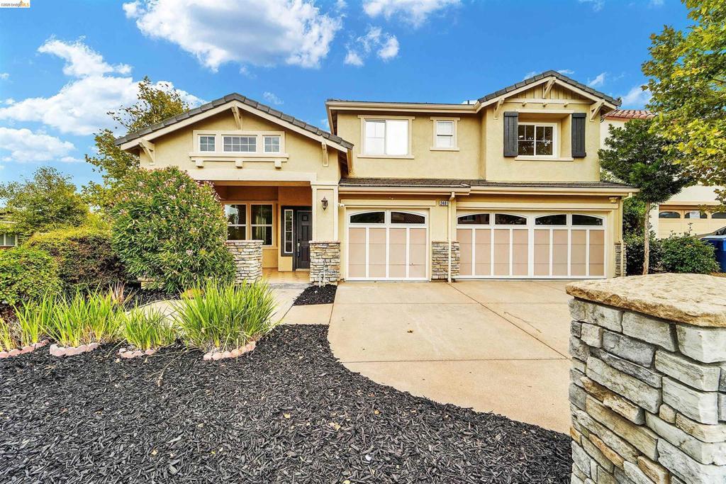 2401 Silveria Way