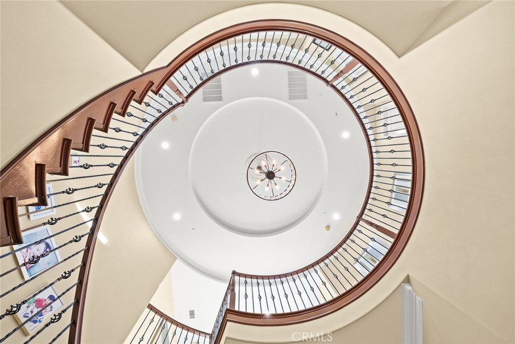 Vista Del Verde - Residential