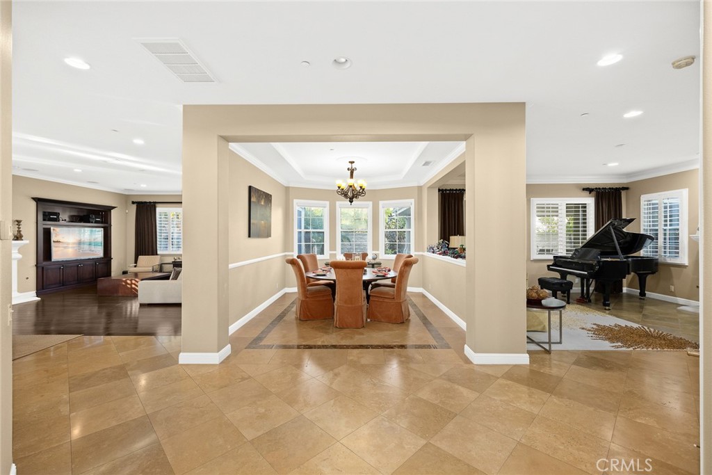 Vista Del Verde - Residential