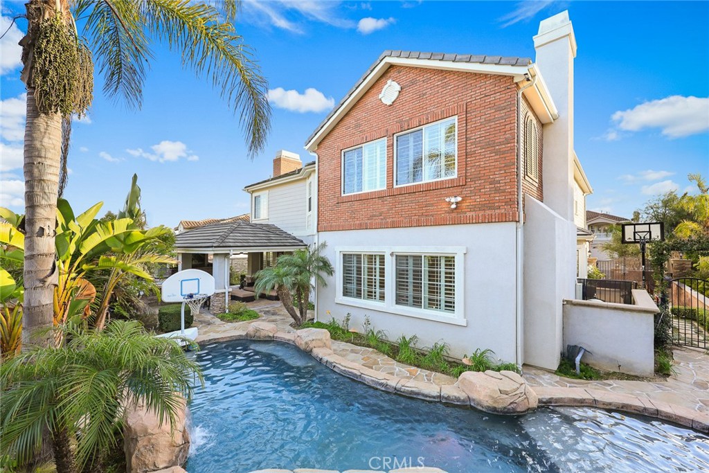 Vista Del Verde - Residential