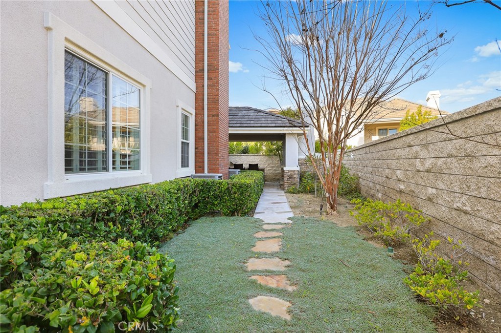 Vista Del Verde - Residential