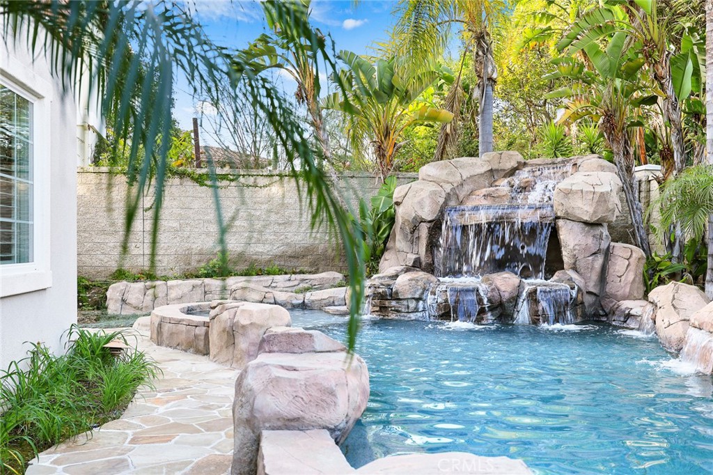 Vista Del Verde - Residential