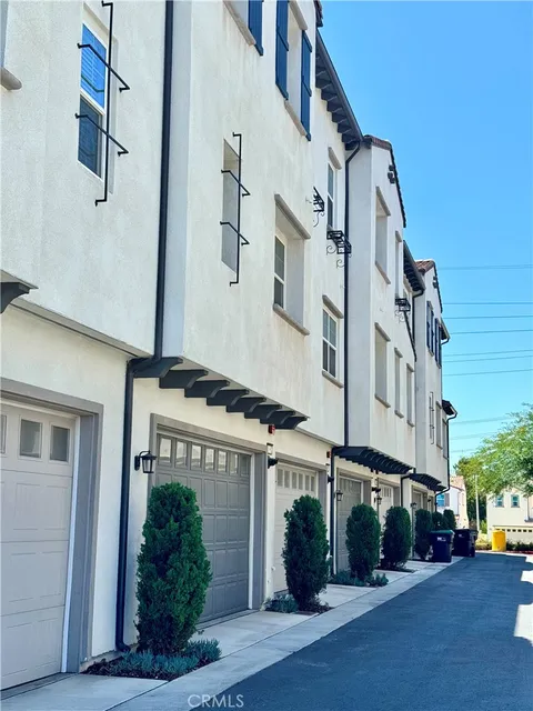 15946 Ellington Way, Chino Hills, CA 91709 - MLS#: CV25145162