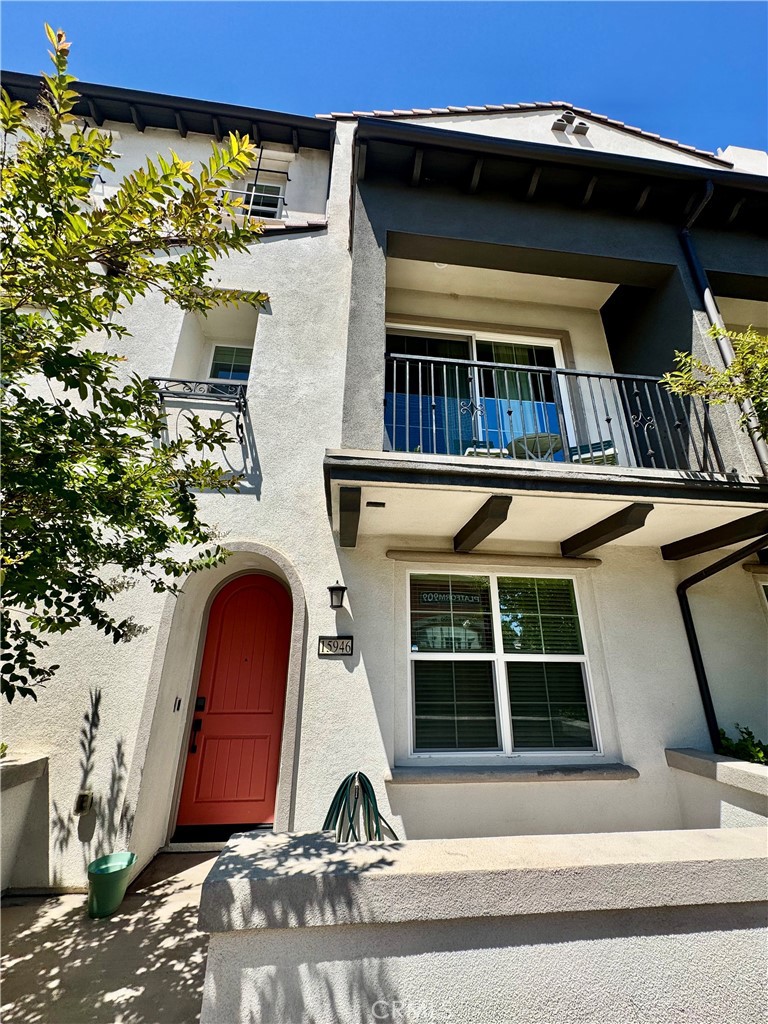15946 Ellington