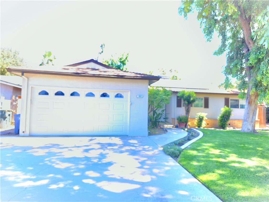 Welcome to this spacious 4-bedroom, 2-bath home situated on a private cul-de-sac lot in an exceptional Clovis neighborhood.
Enjoy the oversized great room with a cozy fireplace perfect for relaxing everyday or entertaining guests.
This home offers ample potential, featuring a flexibe layout ideal for many possibilites.....
With some updating in interior paint and flooring, it's ready to truly shine and truly make it your own home!
Don't miss this incredible opportunity......contact your Realtor today to schedule a private showing!