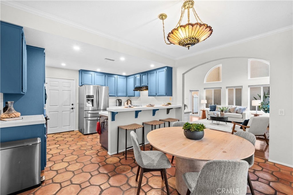 208 Calabria Court