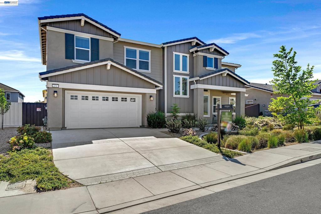 271 Eagle Nest Dr