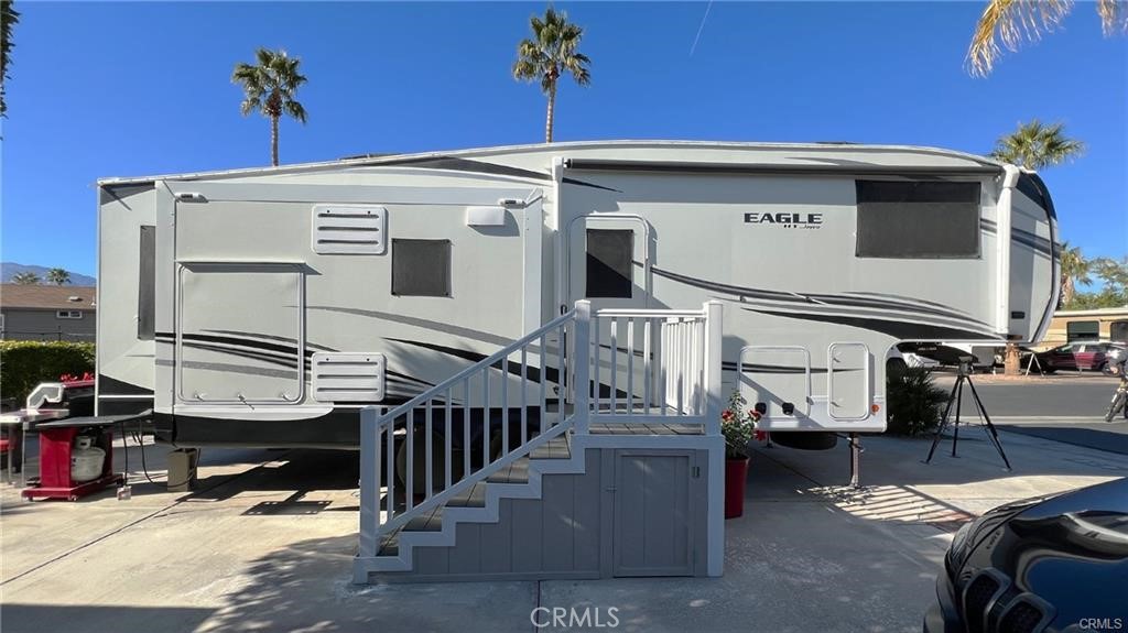 Desert Shadows RV Resort (33619) - Manufactured In Park