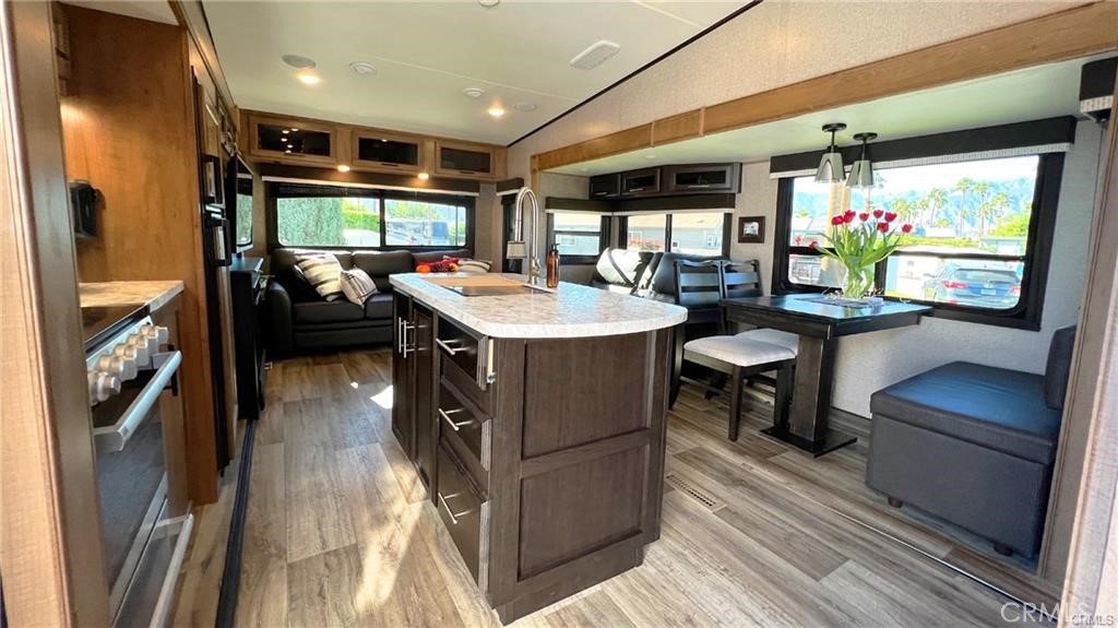 Desert Shadows RV Resort (33619) - Manufactured In Park