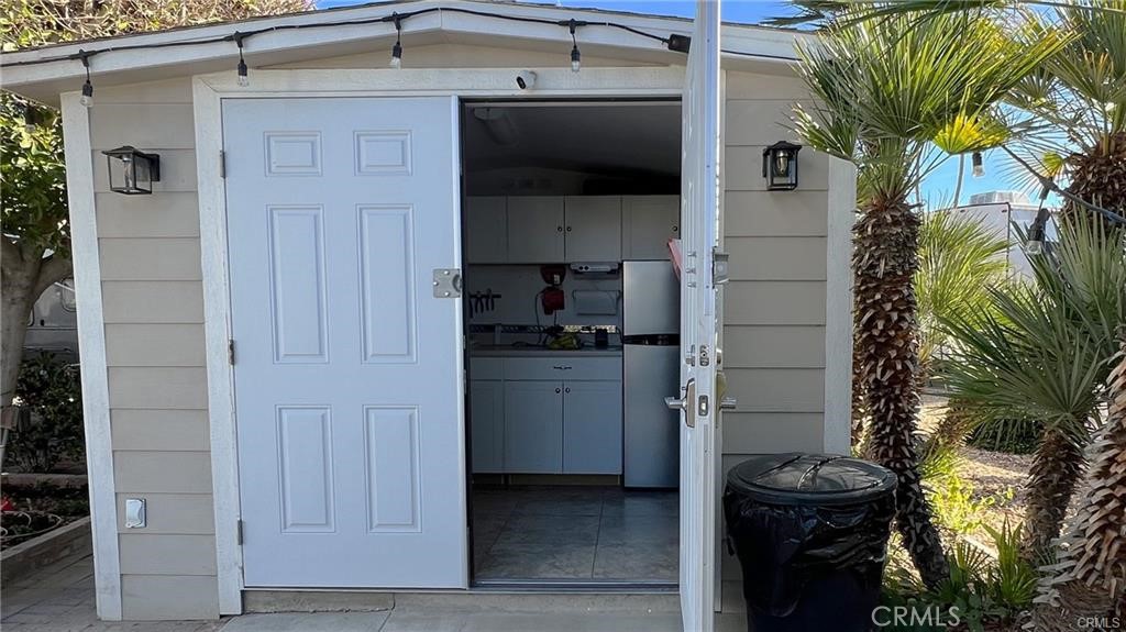 Desert Shadows RV Resort (33619) - Manufactured In Park