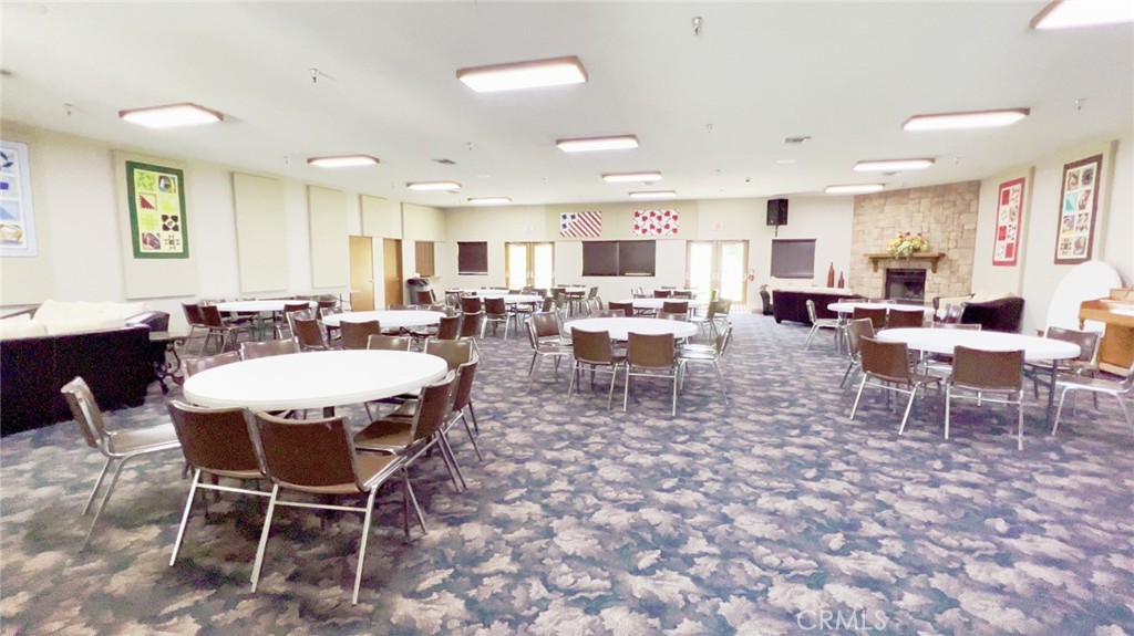 Desert Shadows RV Resort (33619) - Manufactured In Park