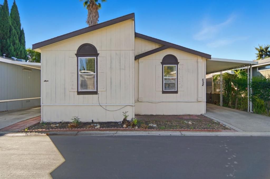 Photo of 2151 Oakland Road, San Jose, CA 95131 (MLS # ML82025601)