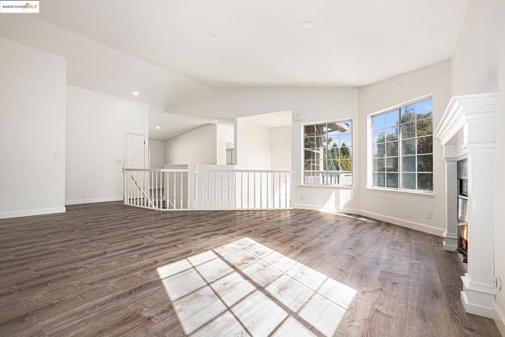 EL SOBRANTE VLY - Residential