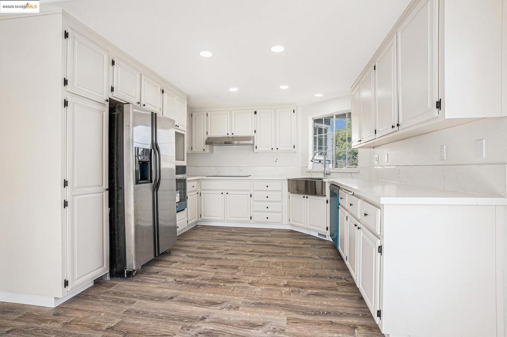 EL SOBRANTE VLY - Residential
