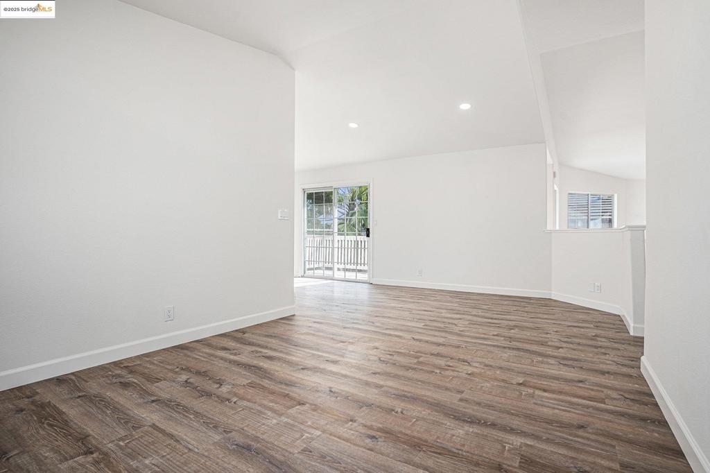EL SOBRANTE VLY - Residential