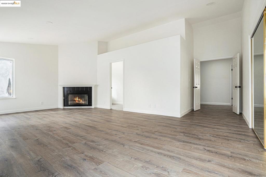 EL SOBRANTE VLY - Residential