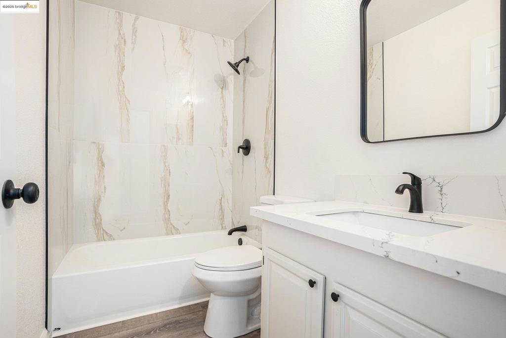 EL SOBRANTE VLY - Residential