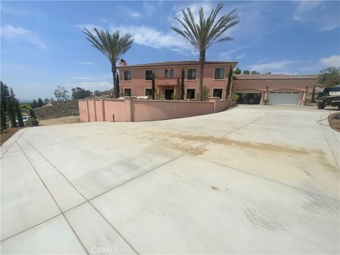 17190 Small Canyon Lane Riverside CA 92506