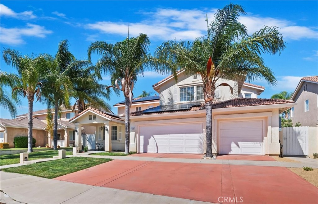24320 Calle Estancia