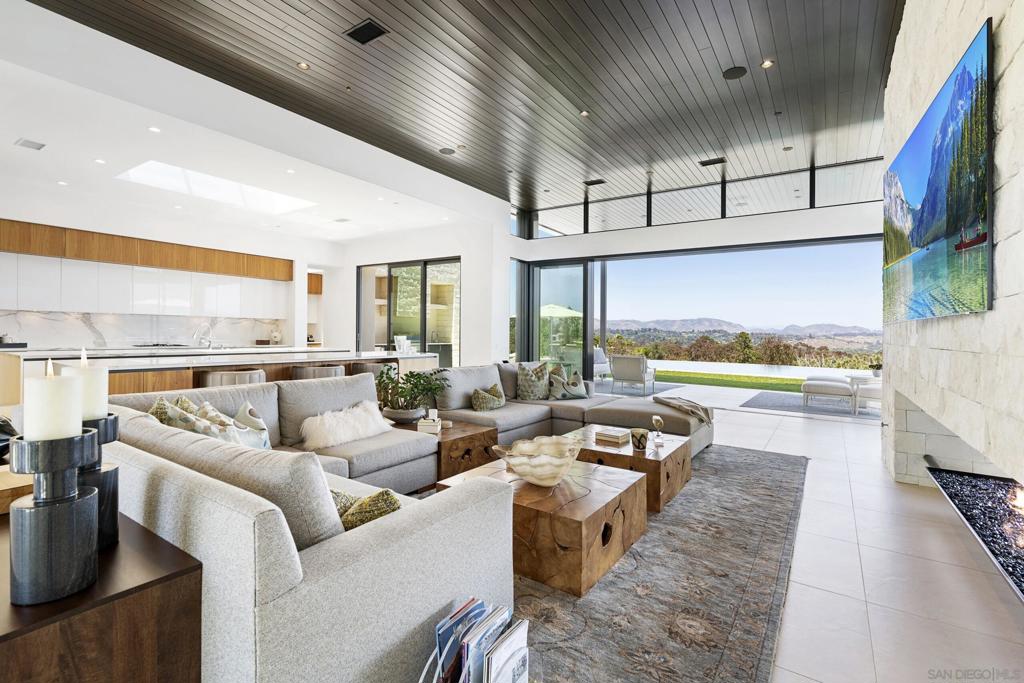 Rancho Santa Fe - Residential