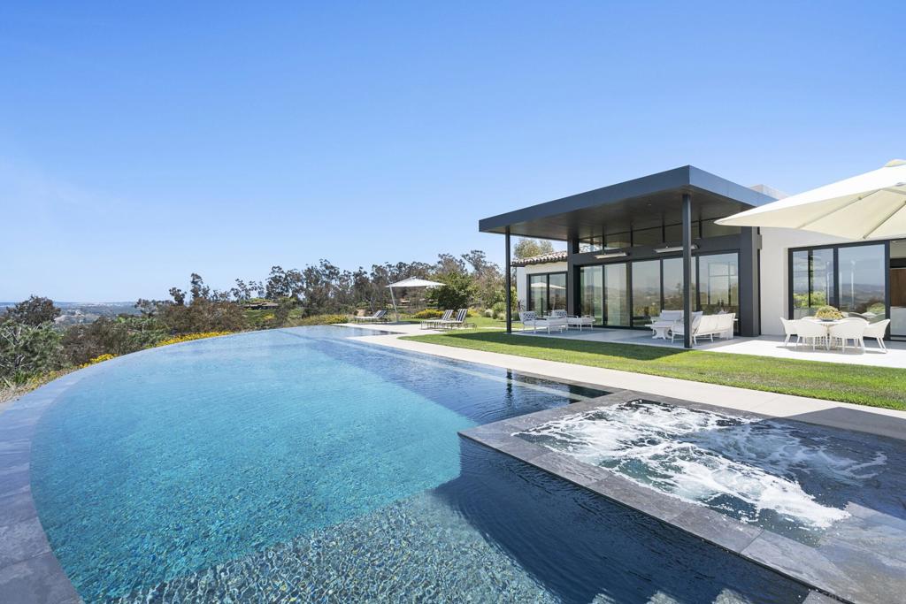 Rancho Santa Fe - Residential