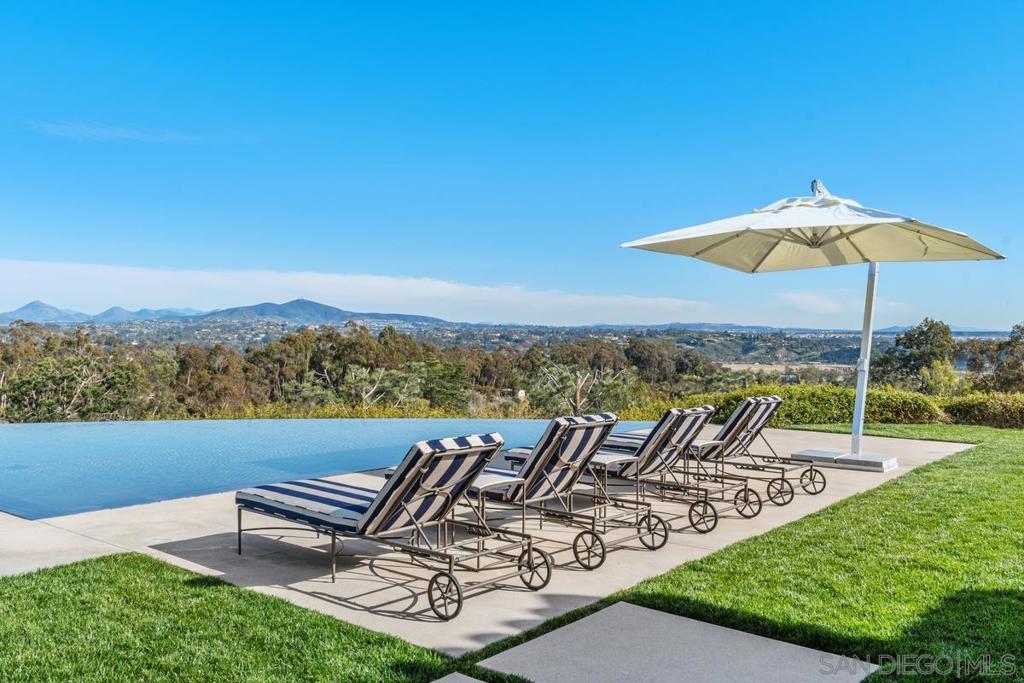 Rancho Santa Fe - Residential